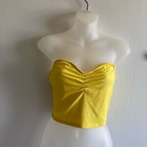 Strapless tube top crop top